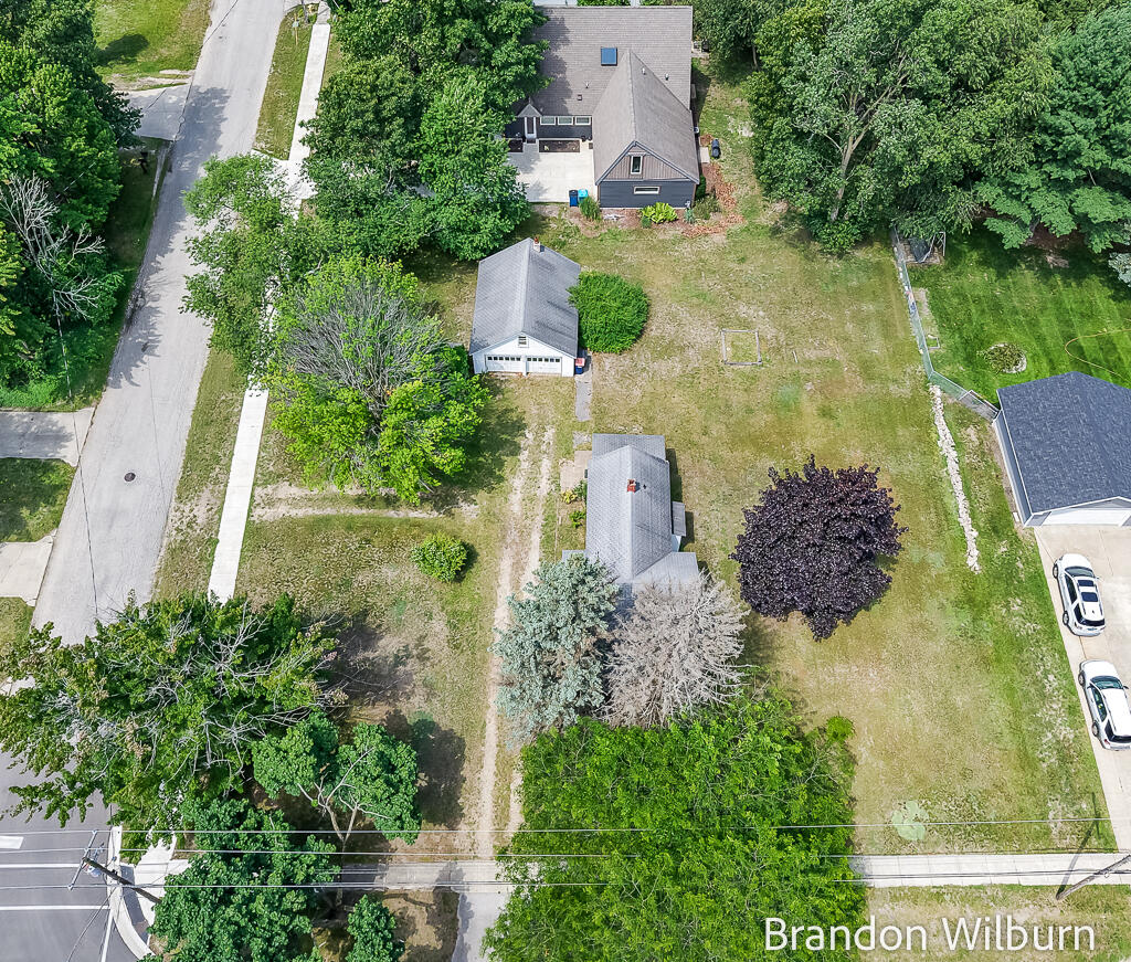 3259 Maple Grove Road Muskegon, MI 49441 - Photo 11 of 36 3529MapleGroveRd-13LoRes