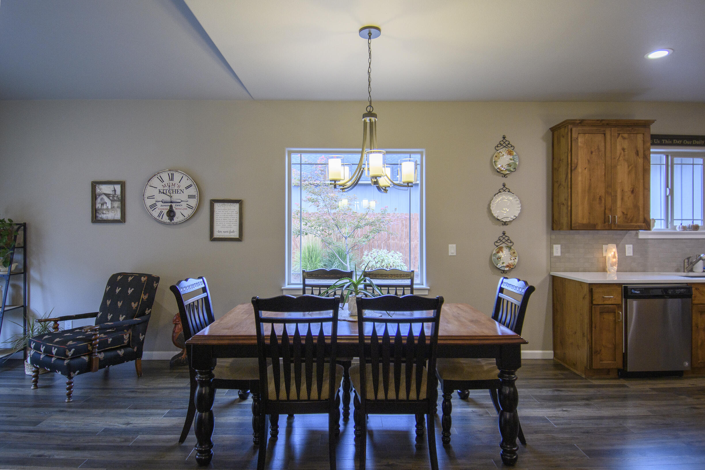 2745 Southwest 32nd Street Redmond, OR 97756 - Photo 17 of 28 Spacious dining area off kitchen