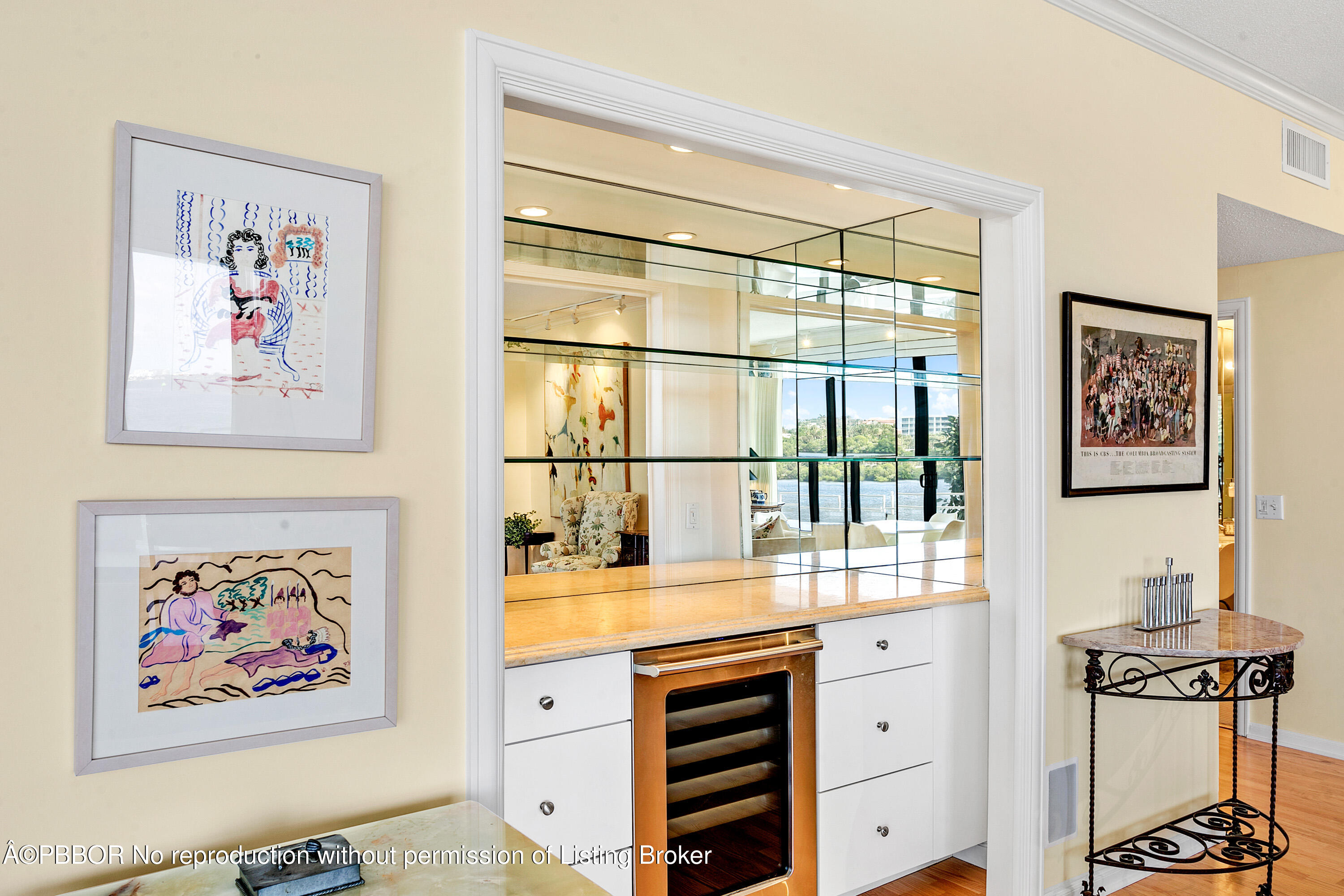 2150 Ibis Isle Road, Unit 7 Palm Beach, FL 33480 - Photo 22 of 49 a room with furniture and painting on the wall