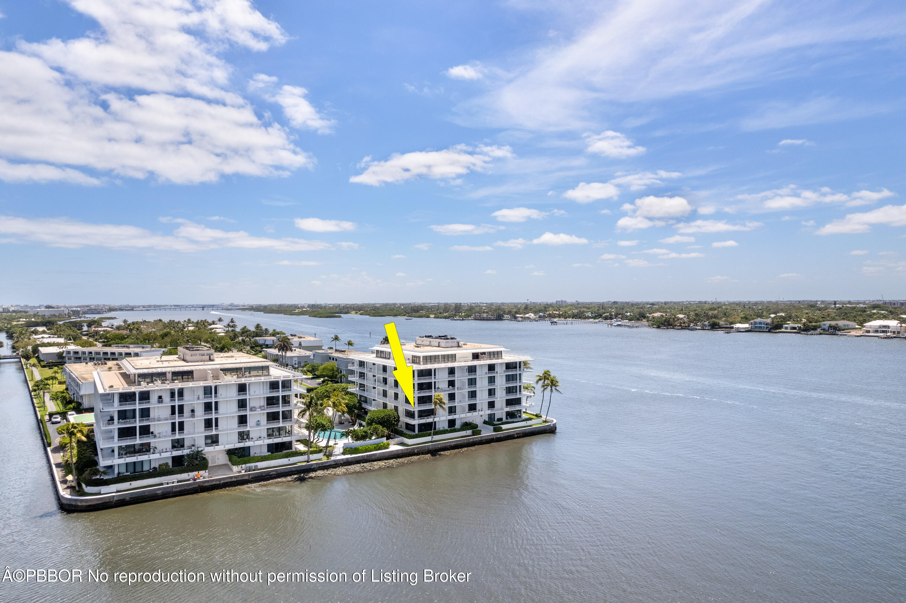 2150 Ibis Isle Road, Unit 7 Palm Beach, FL 33480 - Photo 44 of 49 a view of a city with a lake