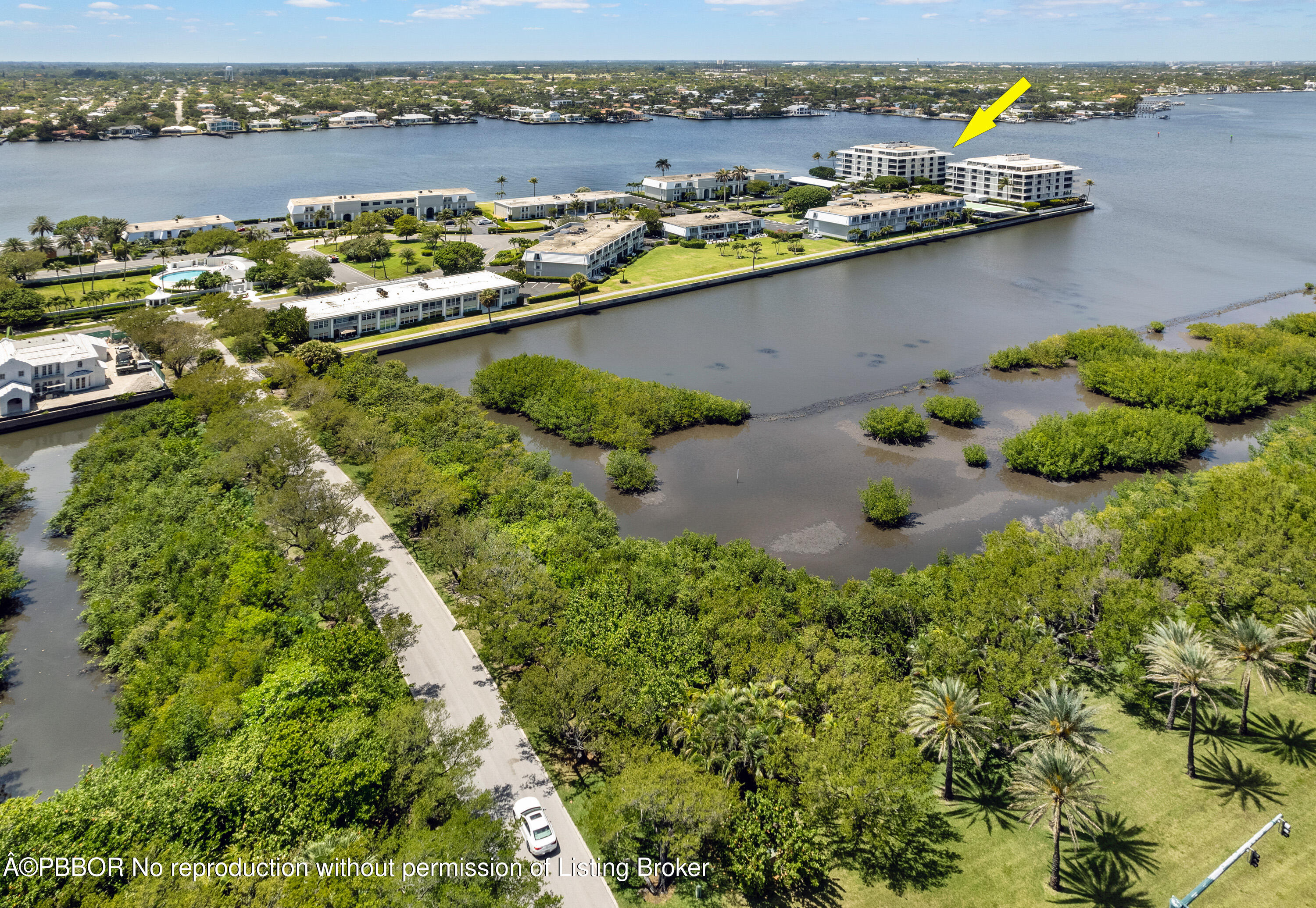 2150 Ibis Isle Road, Unit 7 Palm Beach, FL 33480 - Photo 49 of 49 an aerial view of residential houses with outdoor space