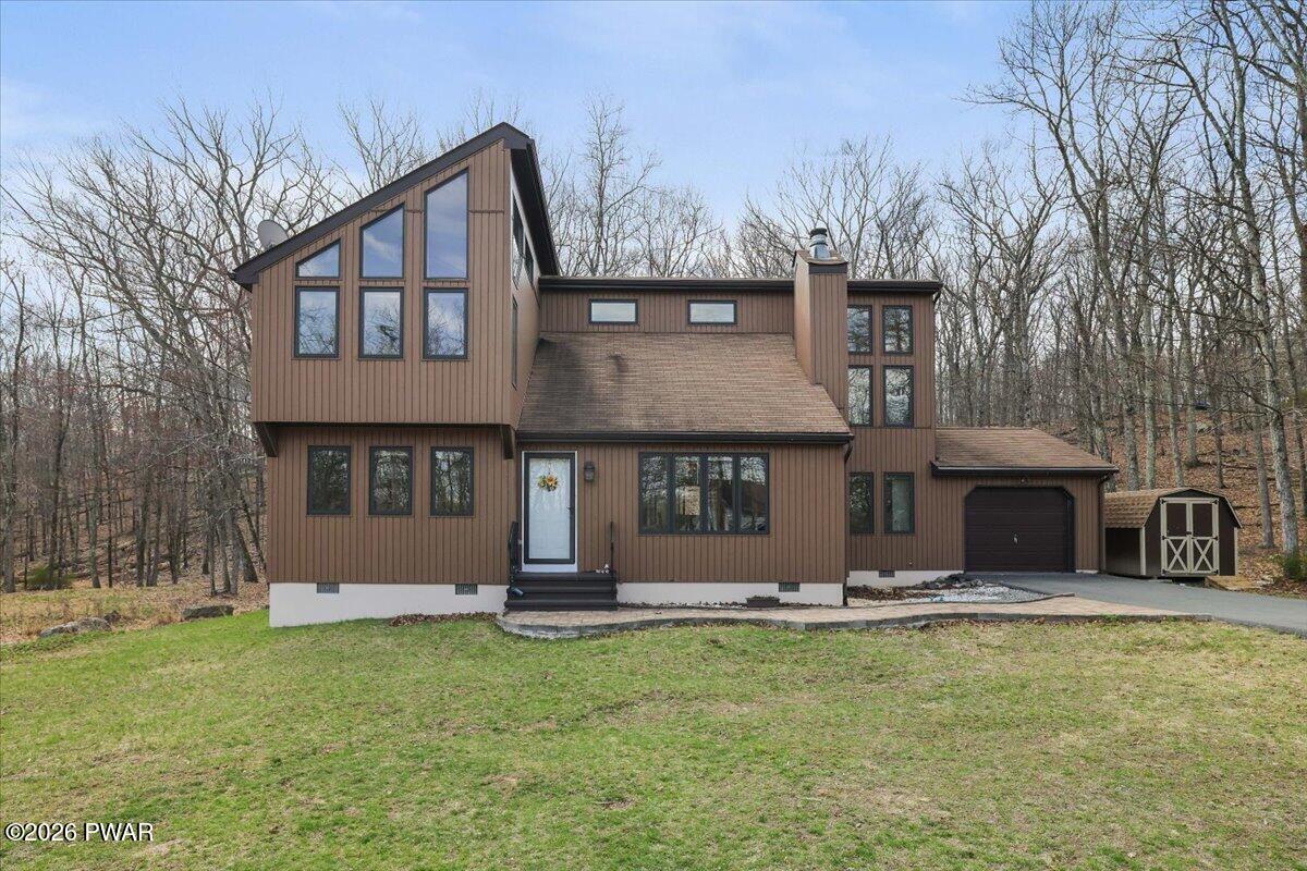 297 Gold Finch Road Bushkill, PA 18324 - Photo 1 of 46