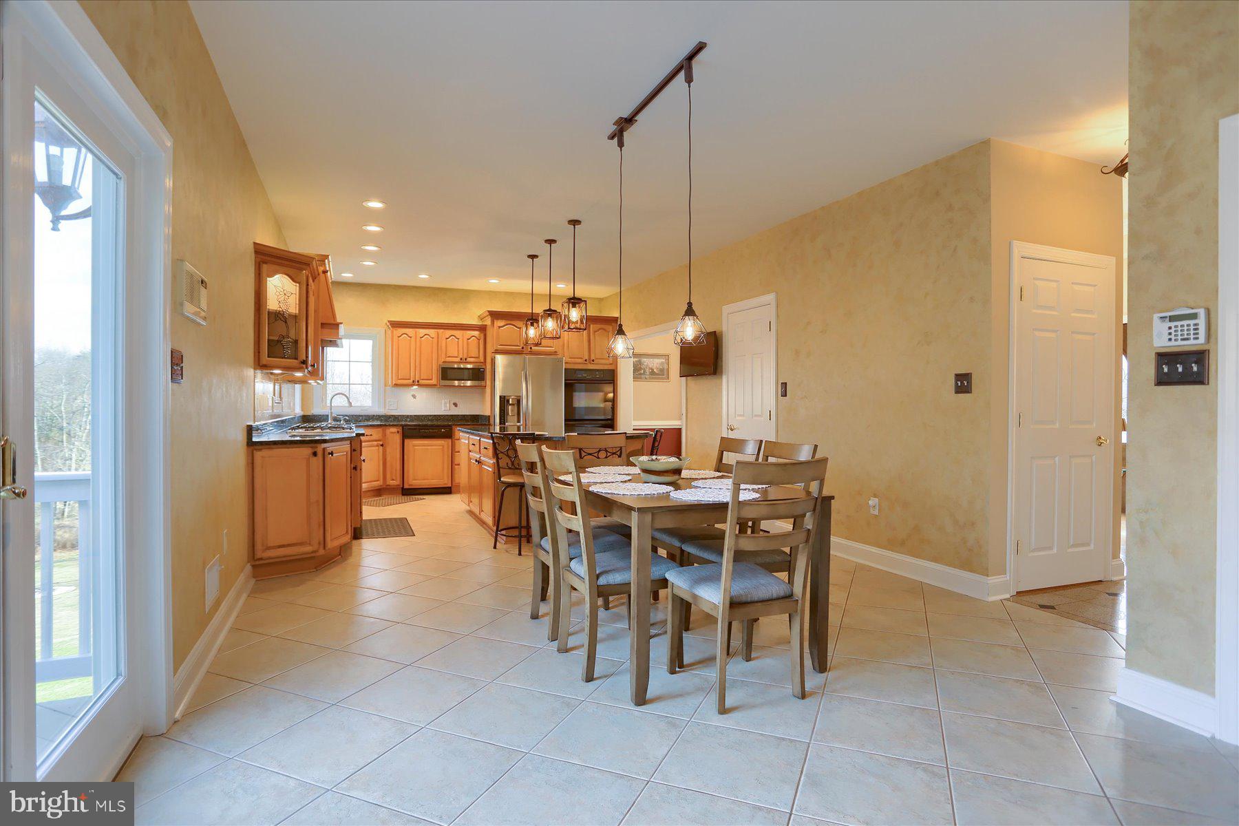 1363 Macton Road Street, MD 21154 - Photo 19 of 100