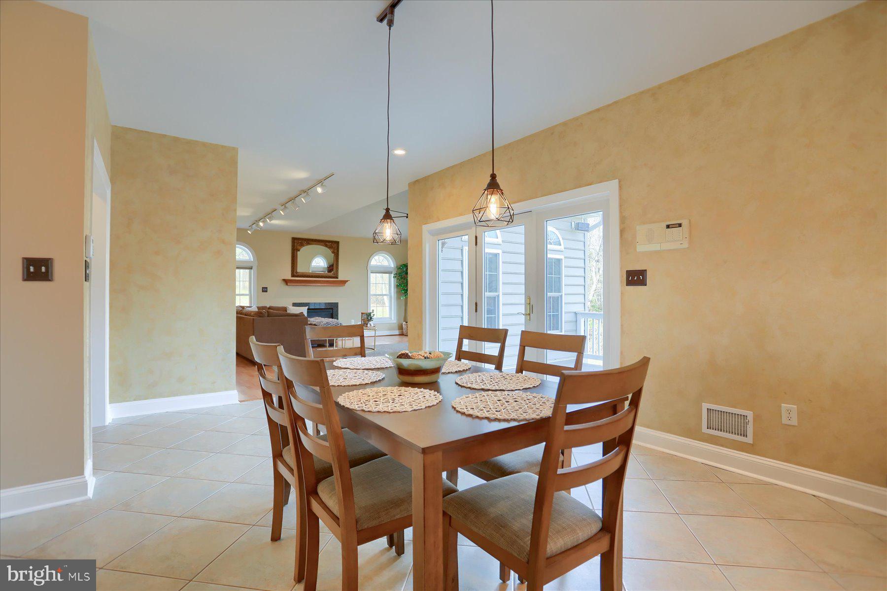 1363 Macton Road Street, MD 21154 - Photo 20 of 100