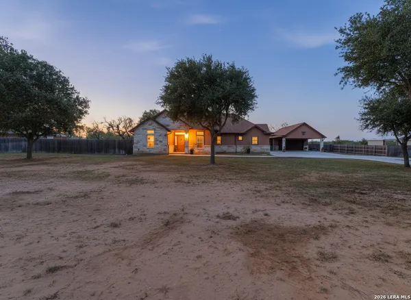 $575,000 | 149 Short Meadow Drive, Lytle, TX 78052