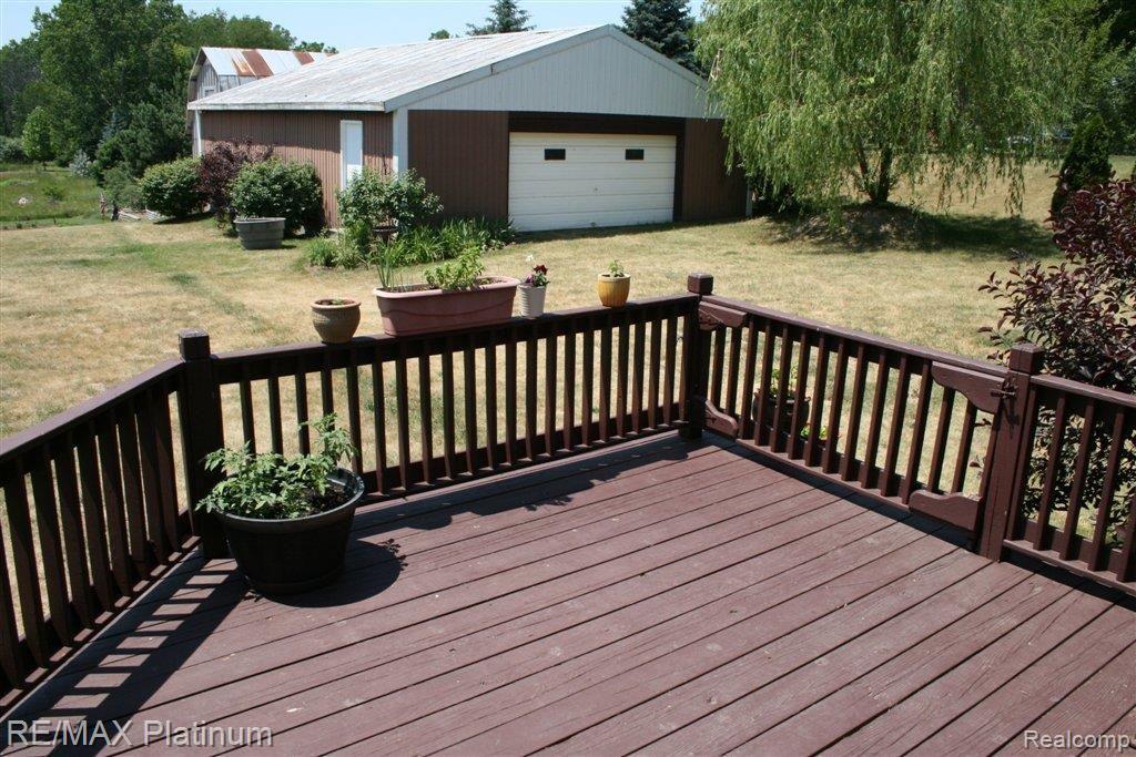 8952 South Durand Road Durand, MI 48429 - Photo 6 of 15 IMG_6869.JPG