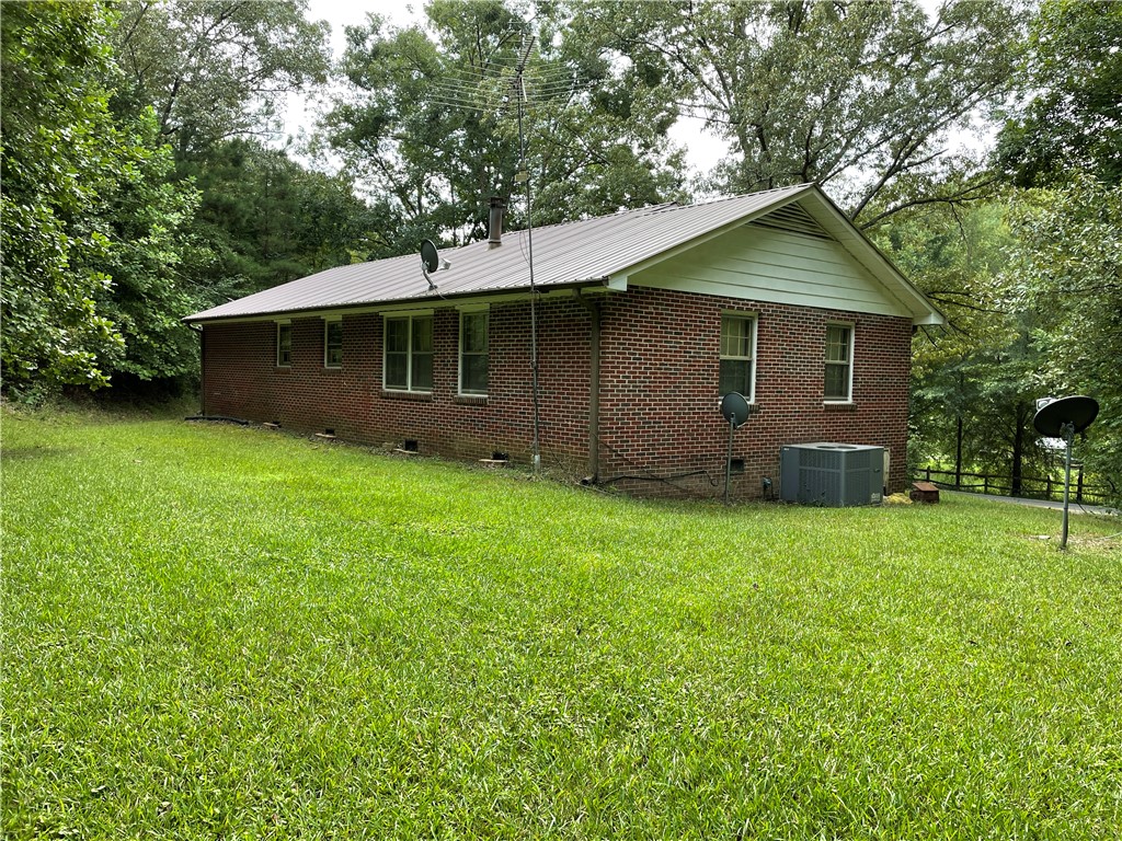 425 Winding Creek Road Liberty, SC 29657 - Photo 5 of 31