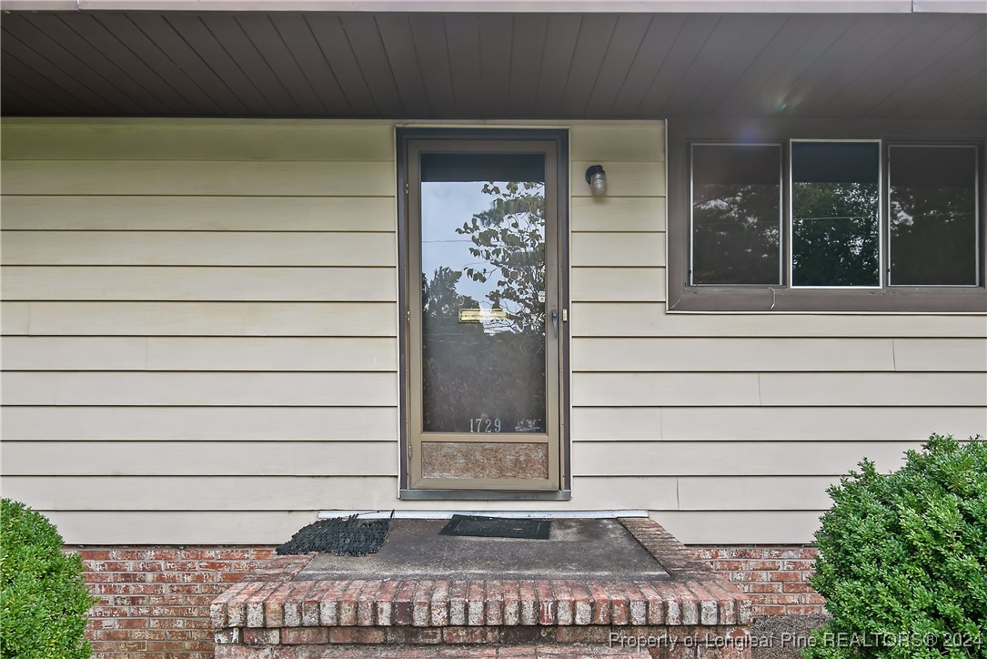 1729 Lyon Road Fayetteville, NC 28303 - Photo 4 of 42 Gallery Image 4