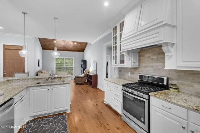 $480,000 | 105 Camden Lake Circle, Madison, MS 39110