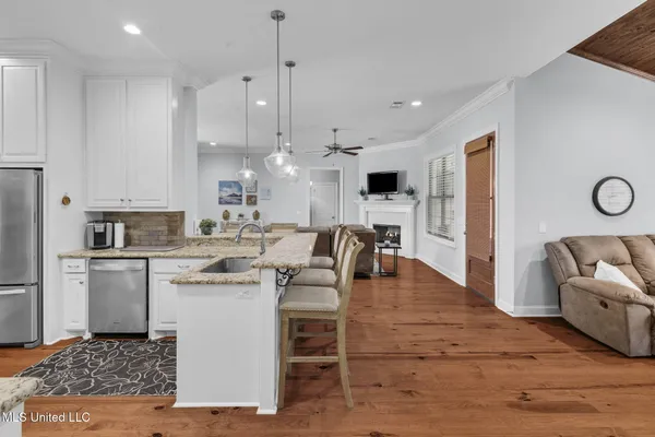 $475,000 | 105 Camden Lake Circle, Madison, MS 39110