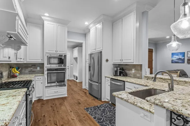 $480,000 | 105 Camden Lake Circle, Madison, MS 39110