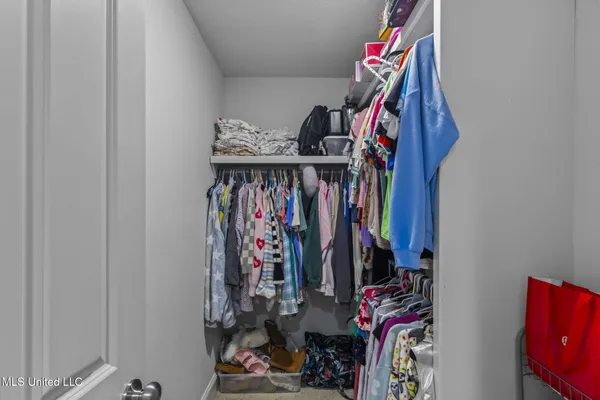 $475,000 | 105 Camden Lake Circle, Madison, MS 39110