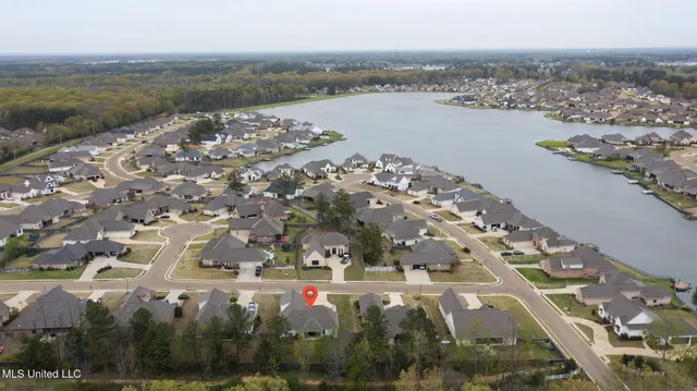 $480,000 | 105 Camden Lake Circle, Madison, MS 39110