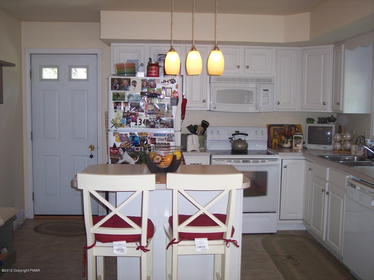 5519 Birch Road Canadensis, PA 18325 - Photo 11 of 50 Kitchen Island