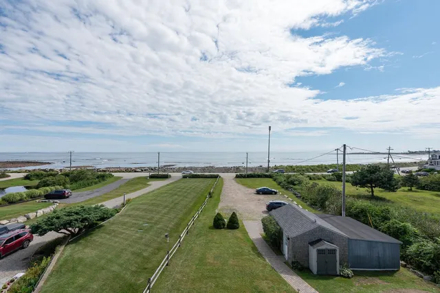 $3,100 | 1497 Ocean Boulevard, Unit 2, Rye, NH 03870