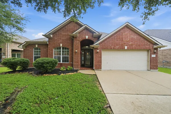 $394,000 | 5315 Silver Oak Drive, Pasadena, TX 77505