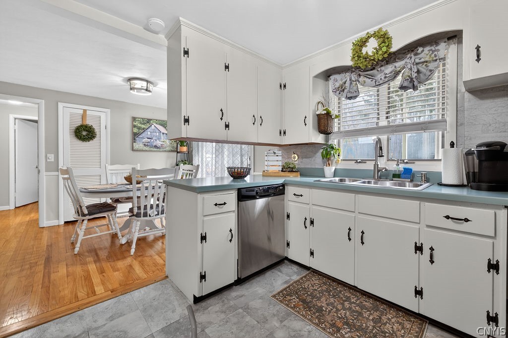 107 Sheraton Road Onondaga, NY 13219 - Photo 20 of 40 Kitchen