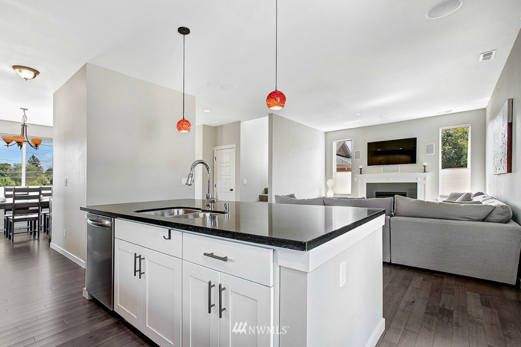3811 Renton Avenue South Seattle, WA 98108 - Photo 11 of 25 Gallery Image 11