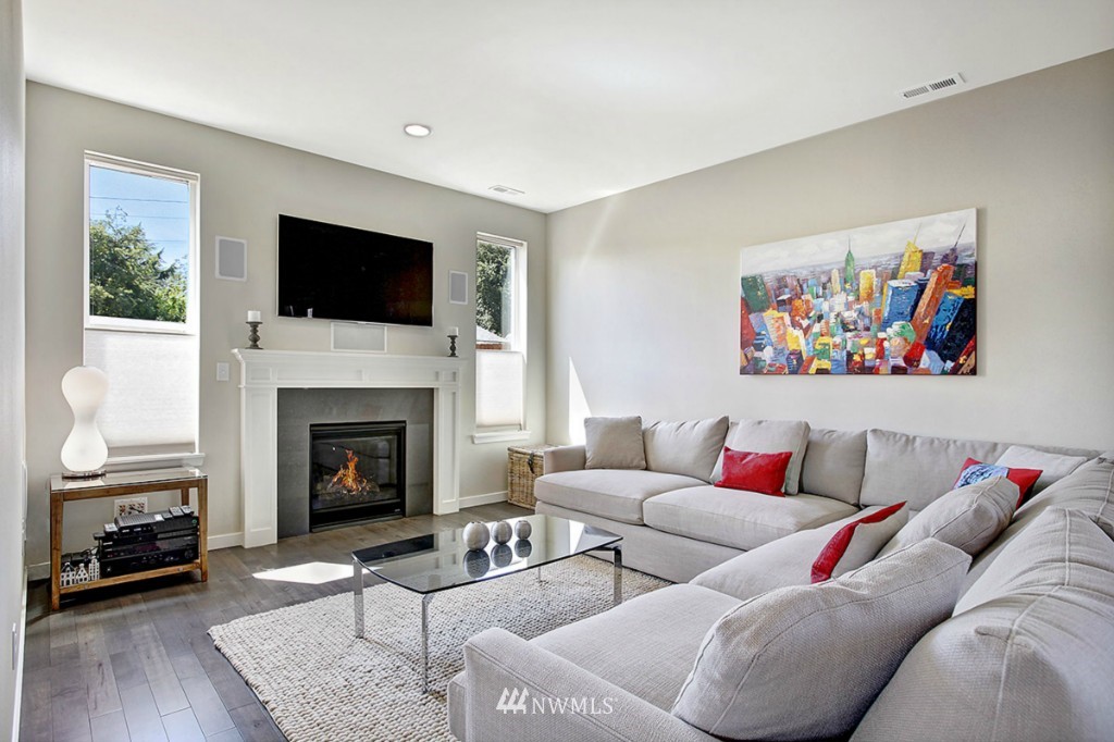 3811 Renton Avenue South Seattle, WA 98108 - Photo 12 of 25 Gallery Image 12