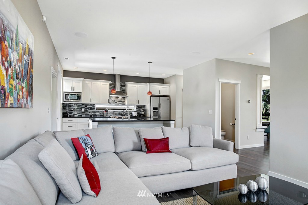 3811 Renton Avenue South Seattle, WA 98108 - Photo 13 of 25 Gallery Image 13