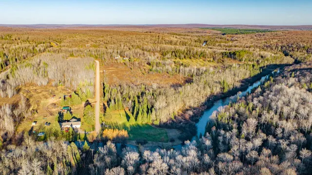 $299,000 | Fox Drive, Iron River, MI 49935