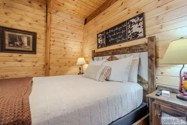 $1,990,000 | 3776 Snake River Road, Island Park, ID 83429