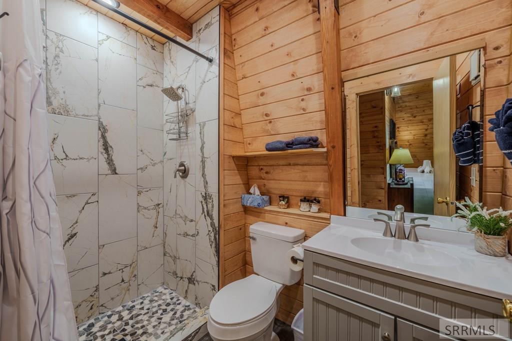 3776 Snake River Road Island Park, ID 83429 - Photo 18 of 70