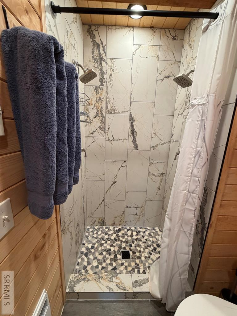 3776 Snake River Road Island Park, ID 83429 - Photo 19 of 70 Master Shower