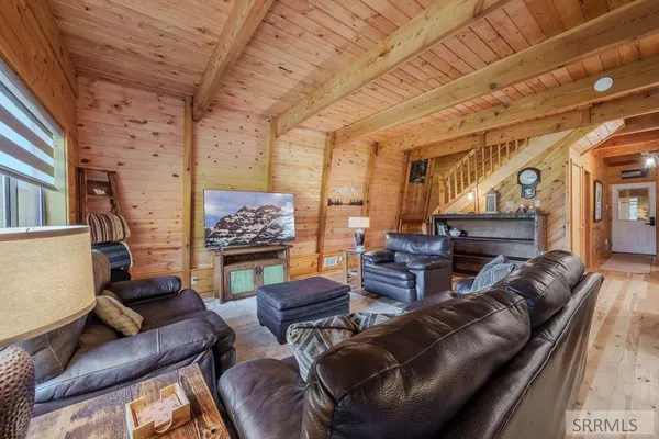 $1,990,000 | 3776 Snake River Road, Island Park, ID 83429