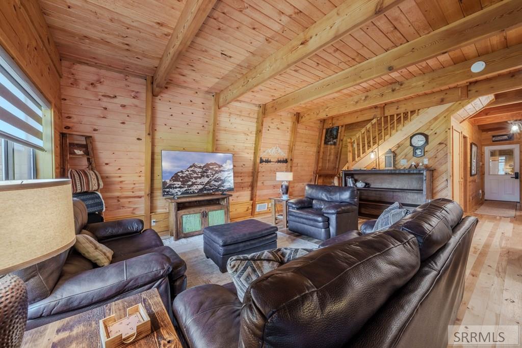 3776 Snake River Road Island Park, ID 83429 - Photo 3 of 70