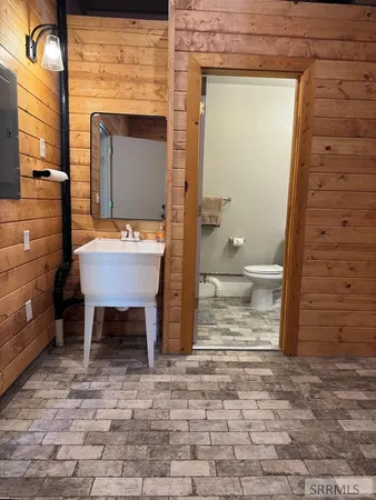 $1,990,000 | 3776 Snake River Road, Island Park, ID 83429