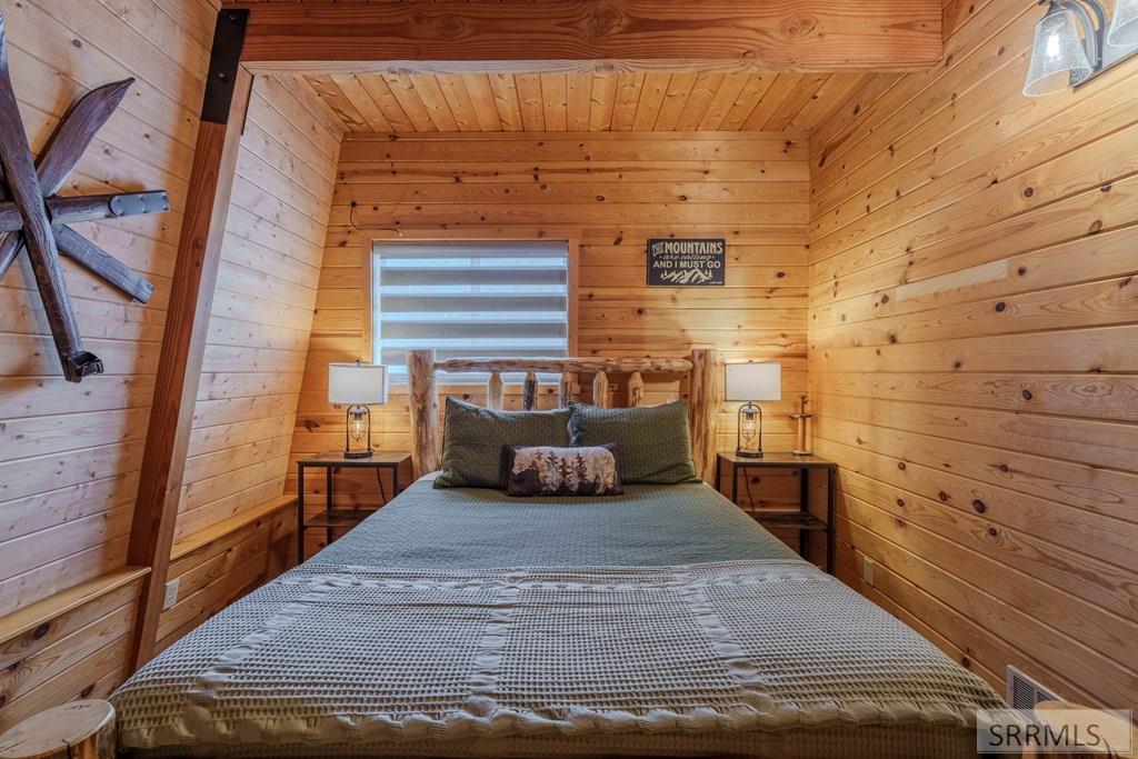 3776 Snake River Road Island Park, ID 83429 - Photo 38 of 70