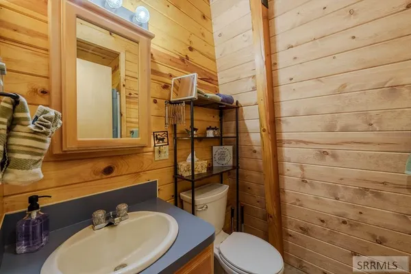 $1,990,000 | 3776 Snake River Road, Island Park, ID 83429