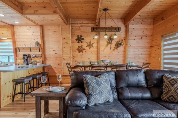 $1,990,000 | 3776 Snake River Road, Island Park, ID 83429