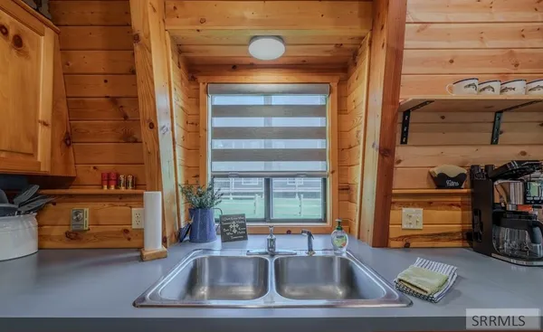 $1,990,000 | 3776 Snake River Road, Island Park, ID 83429