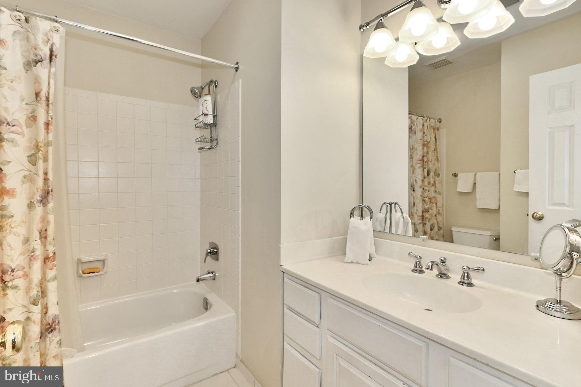 10217 Marshall Pond Road Burke, VA 22015 - Photo 23 of 47 2nd upper level Full Bath