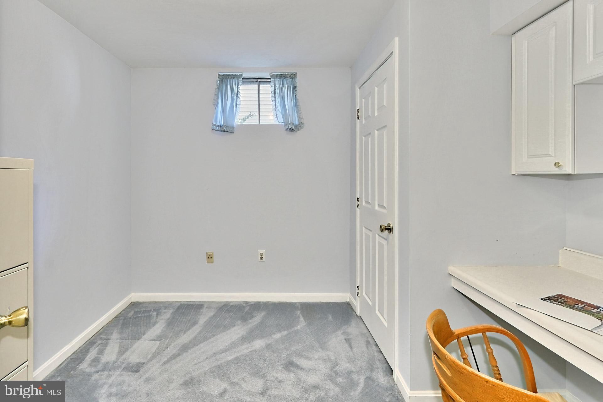 10217 Marshall Pond Road Burke, VA 22015 - Photo 26 of 47 Lower Level bonus with built-ins. Perfect office