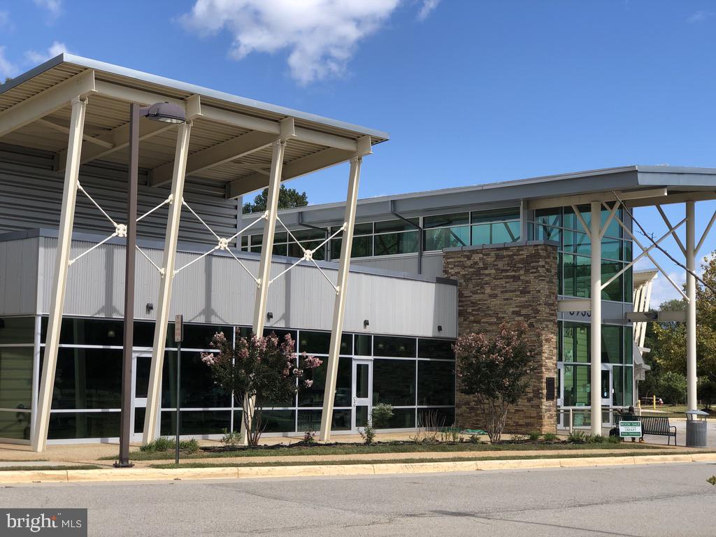 10217 Marshall Pond Road Burke, VA 22015 - Photo 47 of 47 Burke Library
