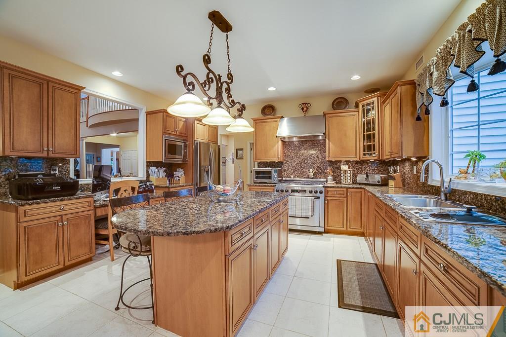 13 Harmony Lane Monmouth Junction, NJ 08852 - Photo 8 of 25 Gallery Image 8