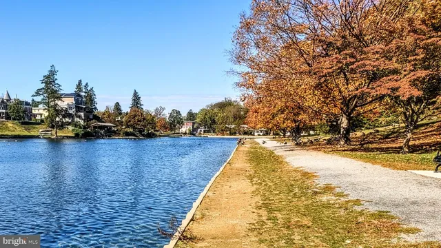 $464,900 | 645 West 1st Street, Boiling Springs, PA 17007