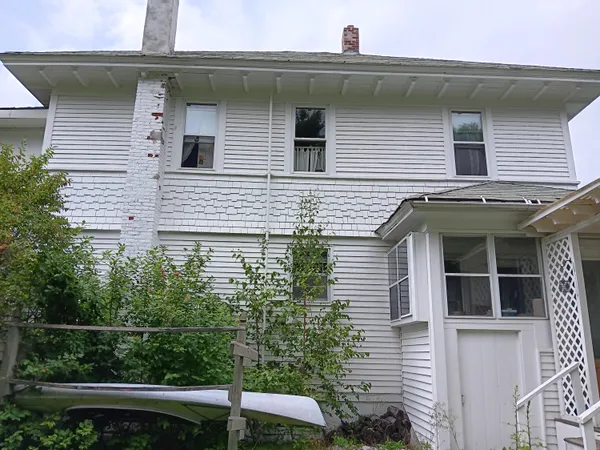 $185,000 | 131 Maine Avenue, Millinocket, ME 04462
