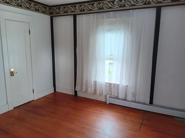 $185,000 | 131 Maine Avenue, Millinocket, ME 04462