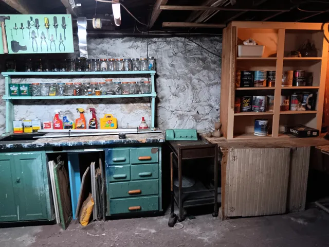 $185,000 | 131 Maine Avenue, Millinocket, ME 04462