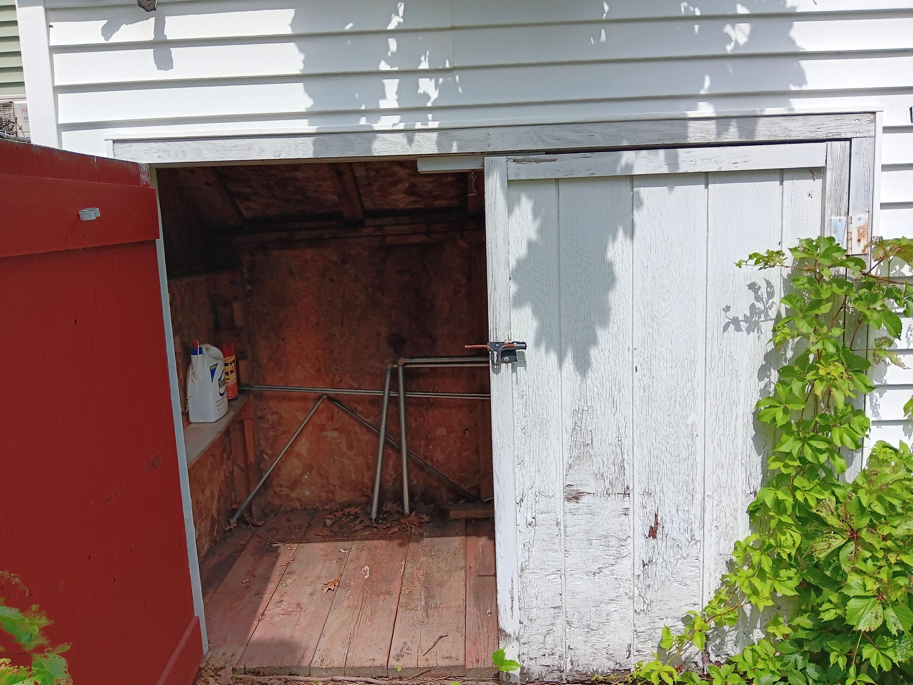 131 Maine Avenue Millinocket, ME 04462 - Photo 8 of 52 20240731_123900