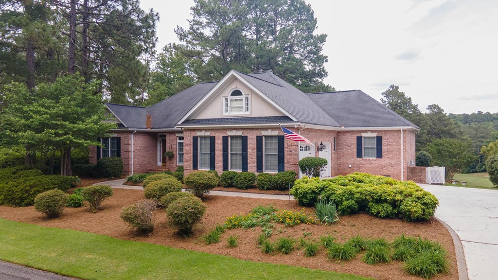 879 Trail Ridge Road Aiken, SC 29803 - Photo 2 of 54 Gallery Image 2