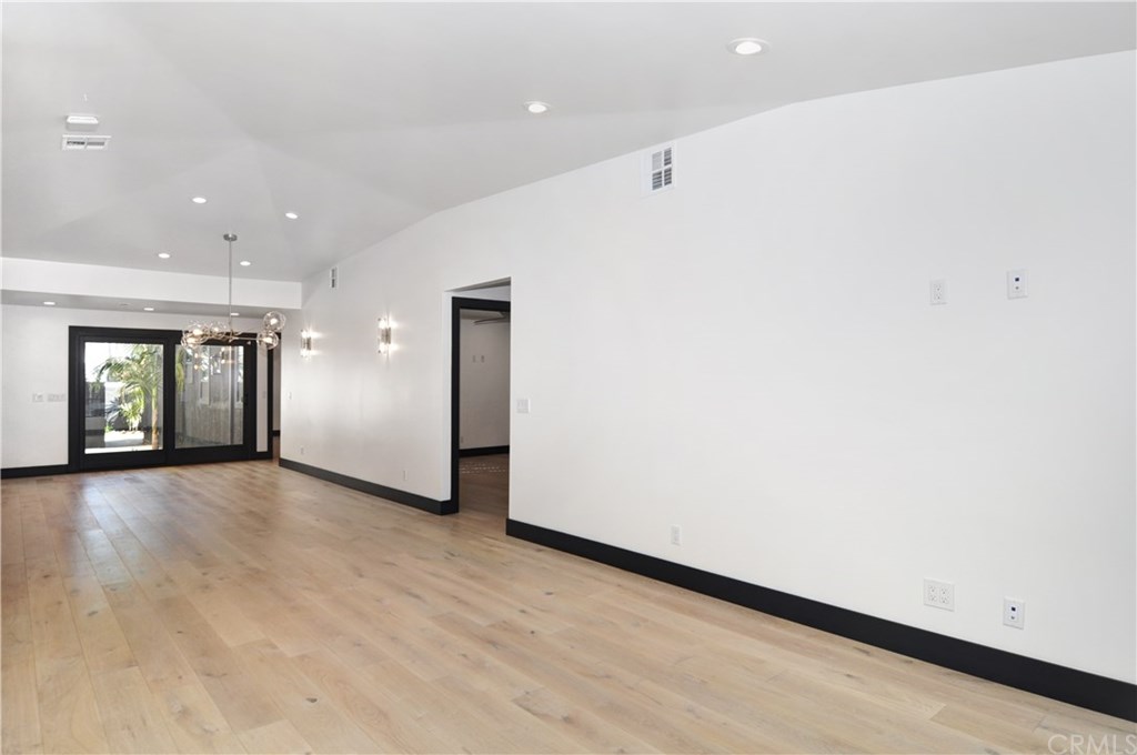 180 Broadway Costa Mesa, CA 92627 - Photo 20 of 26