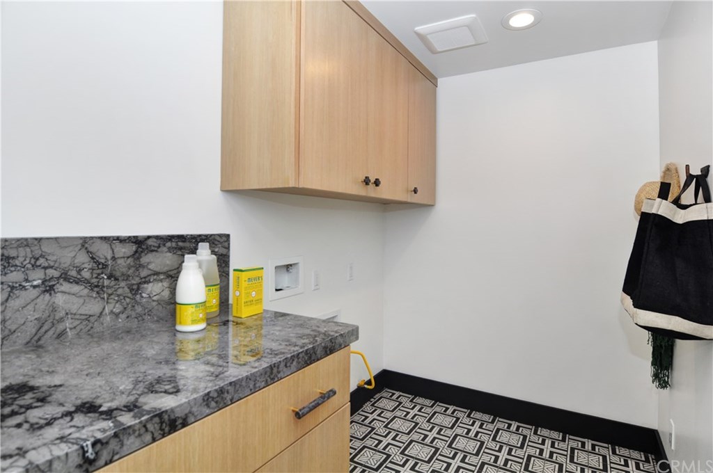 180 Broadway Costa Mesa, CA 92627 - Photo 25 of 26