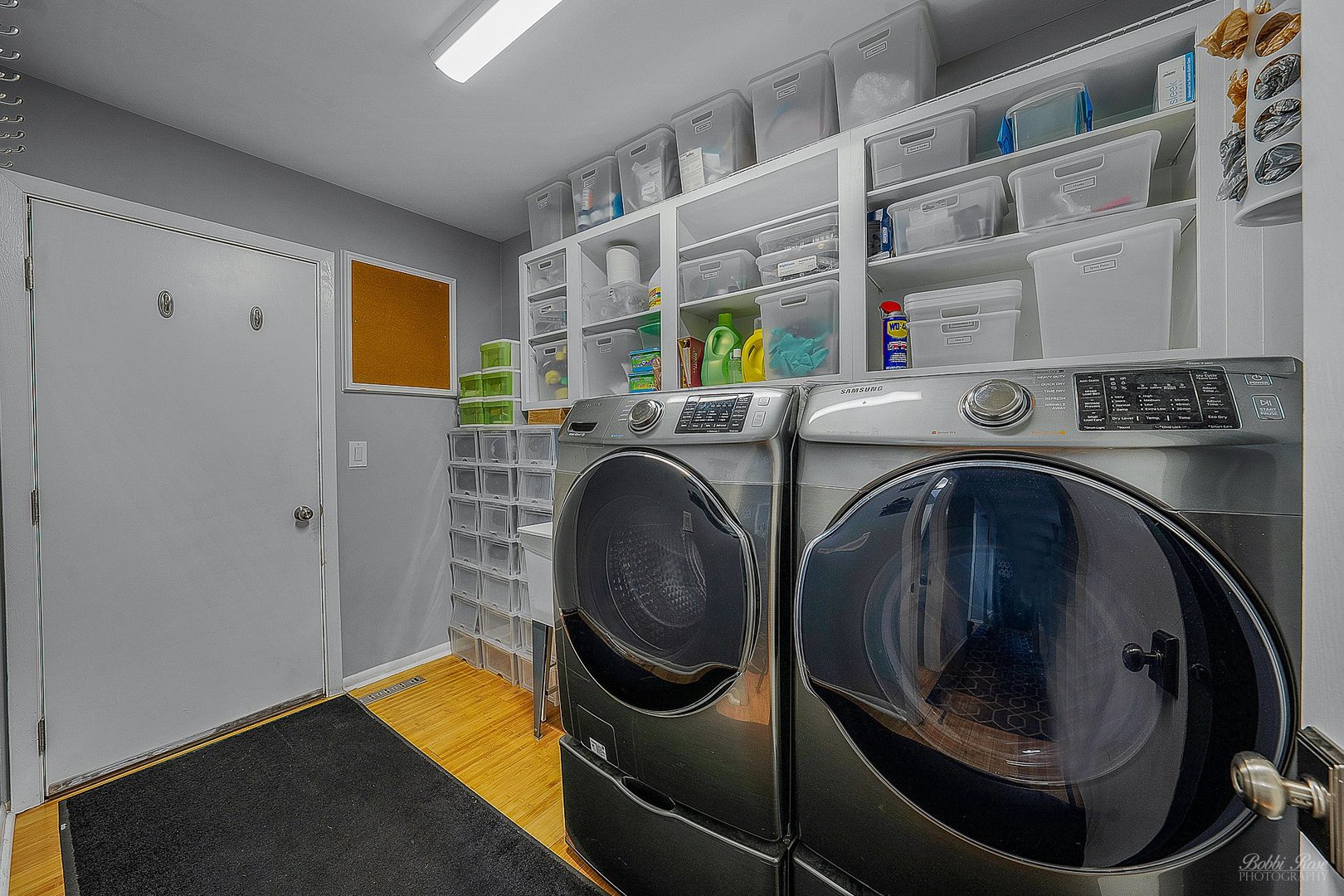 834 Golf Course Road Crystal Lake, IL 60014 - Photo 19 of 40 a utility room with dryer and washer