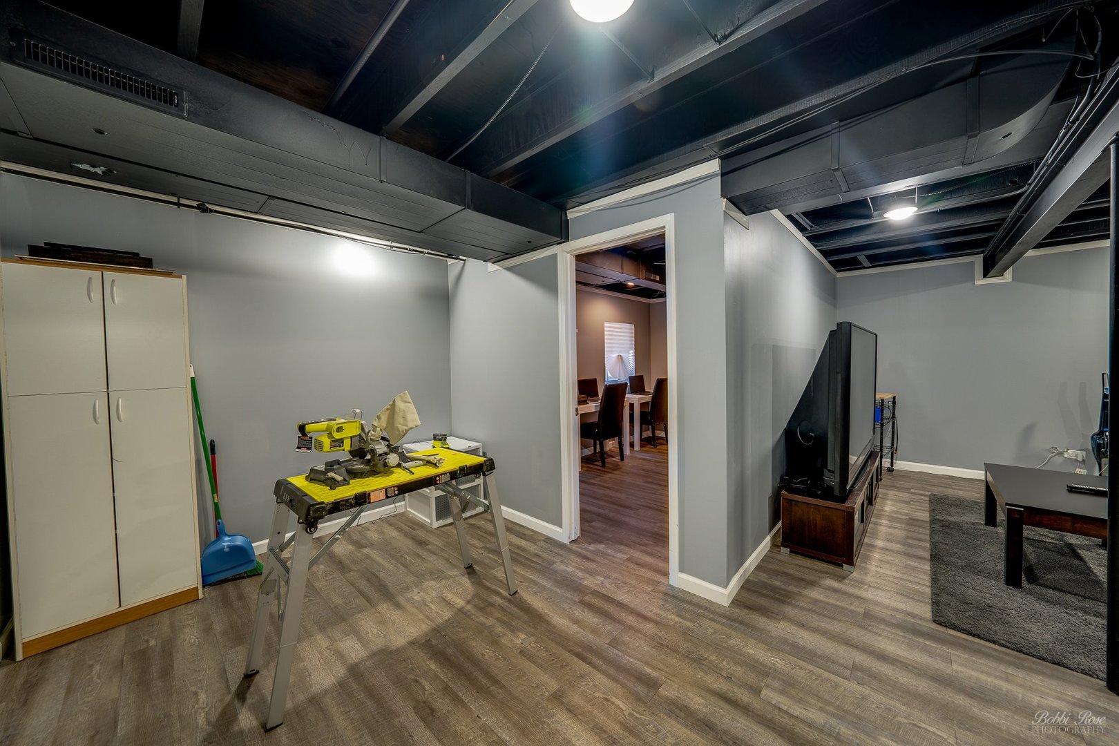 834 Golf Course Road Crystal Lake, IL 60014 - Photo 30 of 40 a hallway with wooden floor