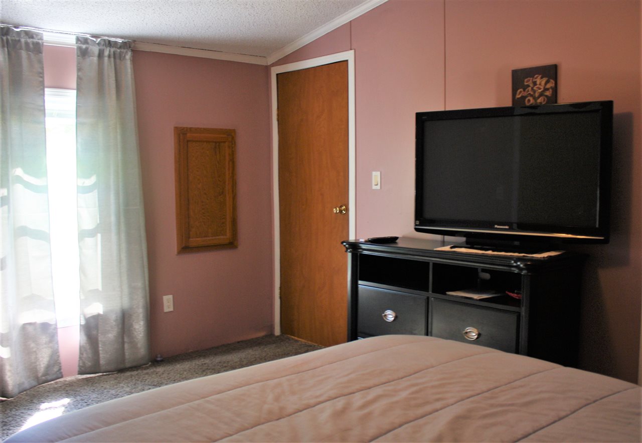 7625 Grand Kal Road Fife Lake, MI 49633 - Photo 16 of 29 1878333-15.JPG